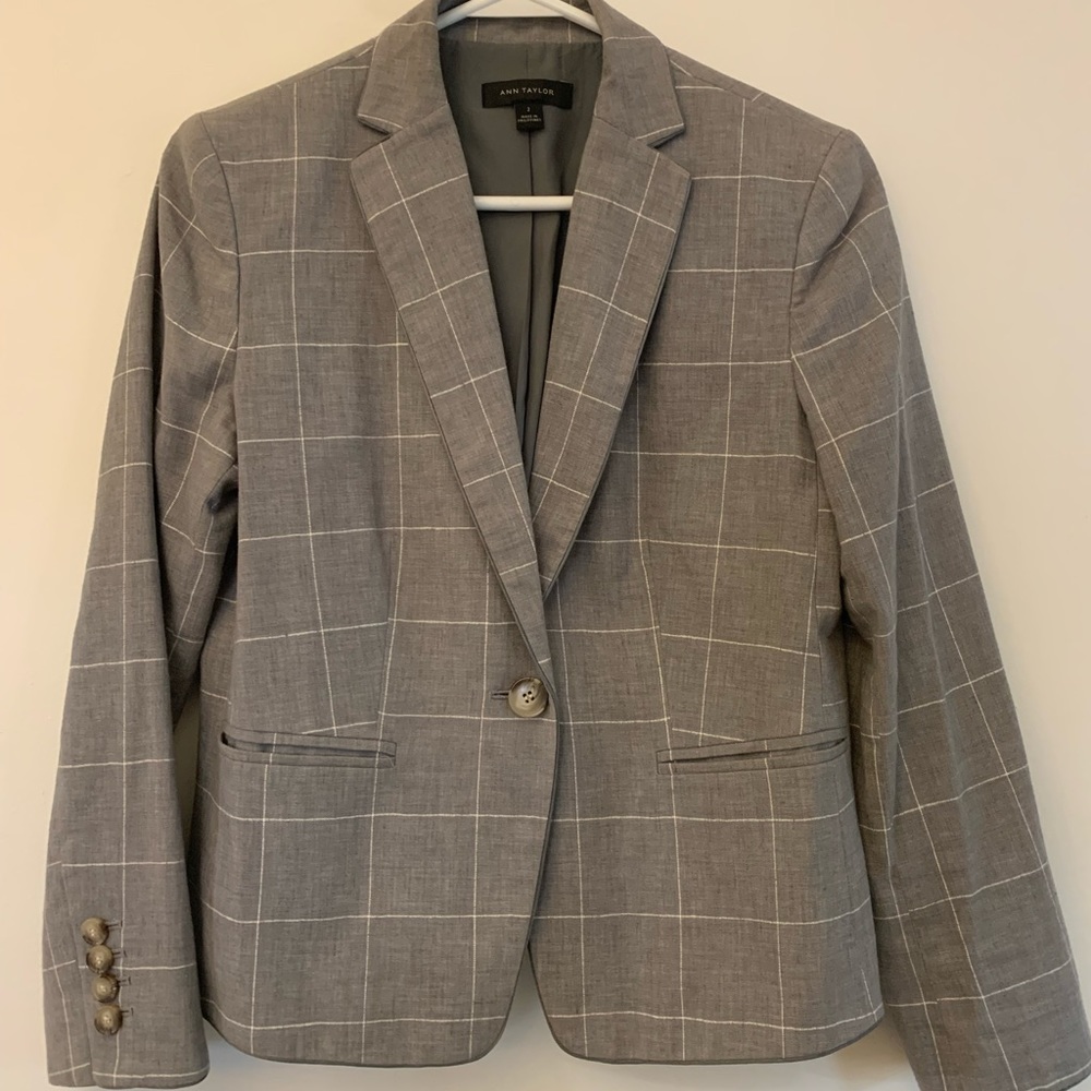 Ann Taylor gray linen blazer